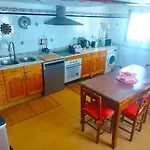 Feriehus Legado De San Ignacio, Penafiel-hasta 14 Personas Y Parking Privado Peñafiel