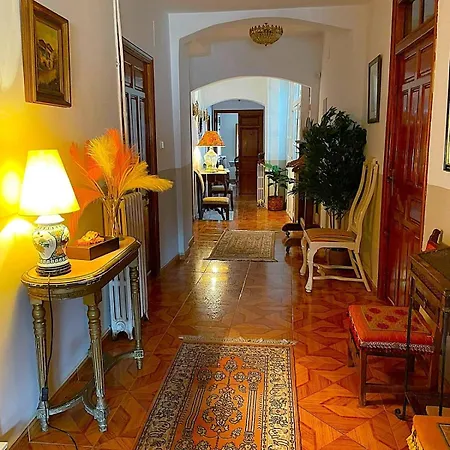 Nyaraló Legado De San Ignacio, Penafiel-hasta 14 Personas Y Parking Privado